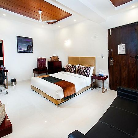 Raj Residency Hotel Bangalore Exterior photo